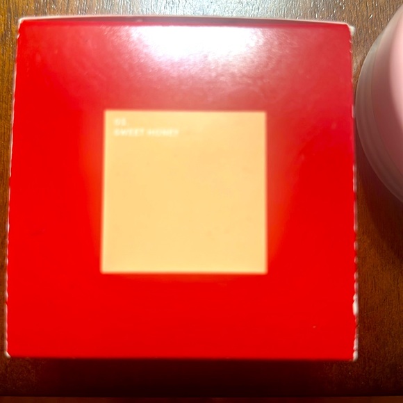 ONE/SIZE by Patrick Starrr Ultimate Blurring Setting Powder in Sweet Honey - Picture 2 of 4